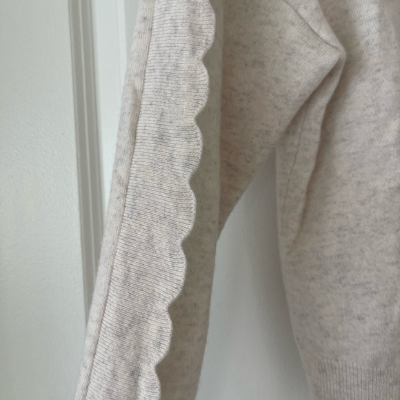 EUC Aqua Cashmere Cream Sweater with Scallop Ruffle Sleeves Size XS runs large - Picture 5 of 6